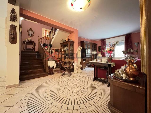 Villa Indipendente in vendita a Borgo Dolomiti, Adria