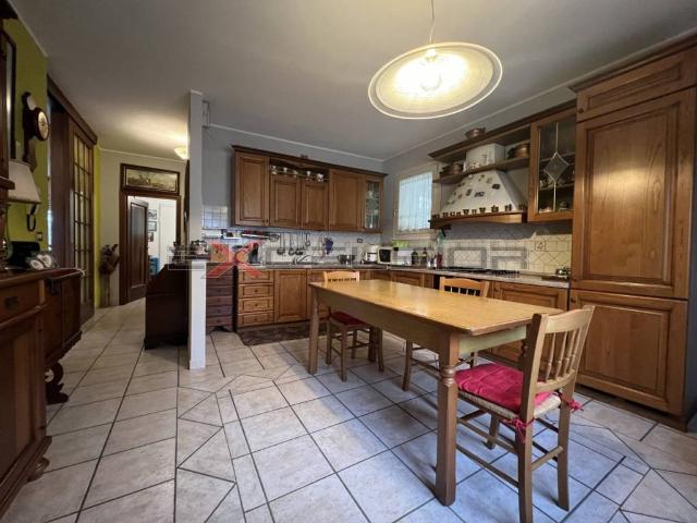 Villa Indipendente in vendita a Borgo Dolomiti, Adria