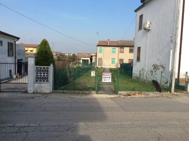 Villa Indipendente in vendita a Bottrighe, Adria
