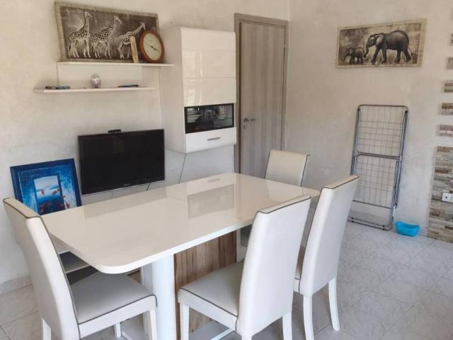Villa Indipendente in vendita a Adria, Veneto