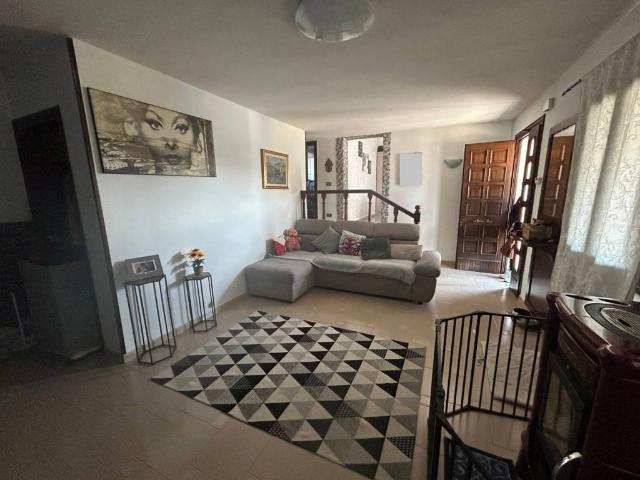 Villa Indipendente in vendita a Adria, Veneto