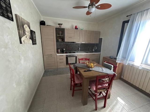Villa Indipendente in vendita a Adria, Veneto