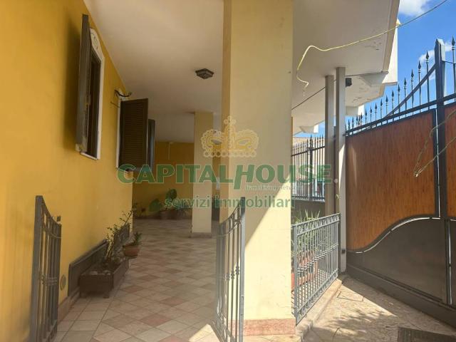 Villa Indipendente in vendita a Afragola, Campania
