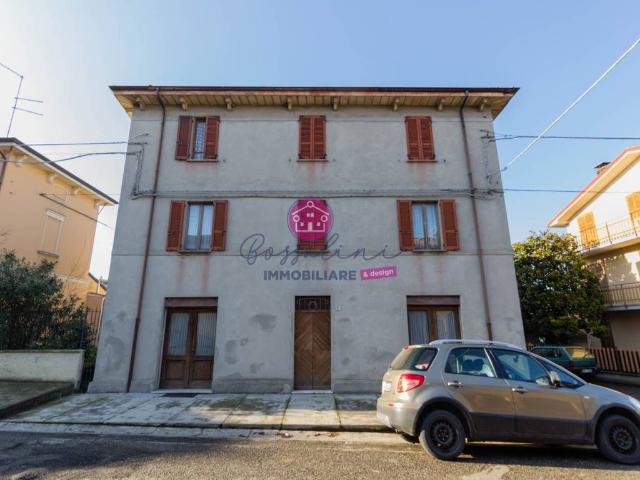 Villa Indipendente in vendita a Agazzano, Reggio Emilia