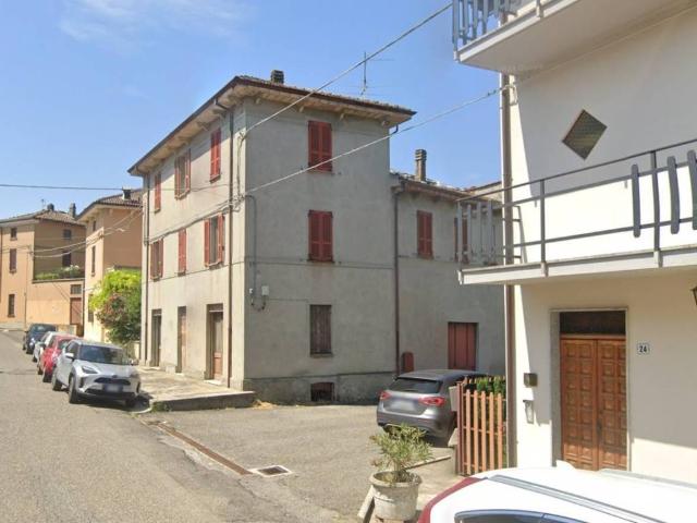 Villa Indipendente in vendita a Agazzano, Reggio Emilia
