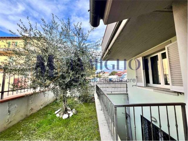Villa Indipendente in vendita a Agliana, Toscana