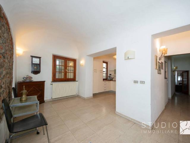 Villa Indipendente in vendita a Agliana, Toscana