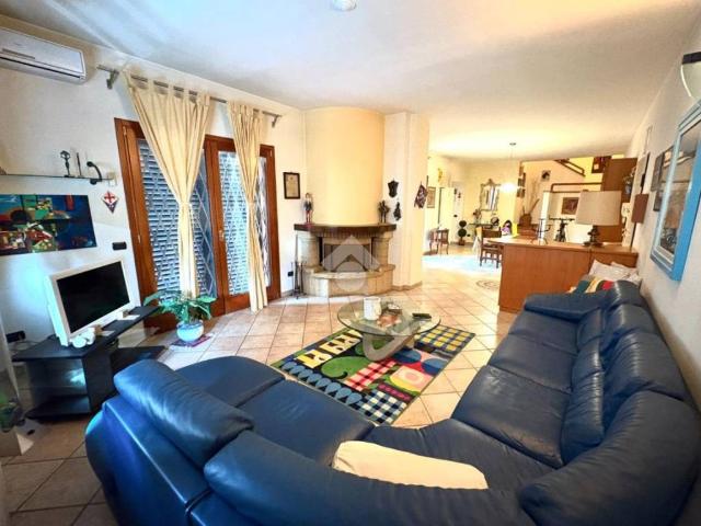 Villa Indipendente in vendita a Agliana