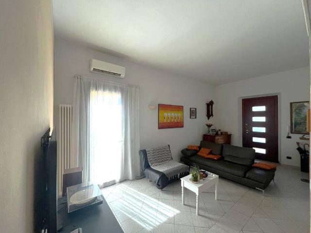 Villa Indipendente in vendita a Agliana, Toscana