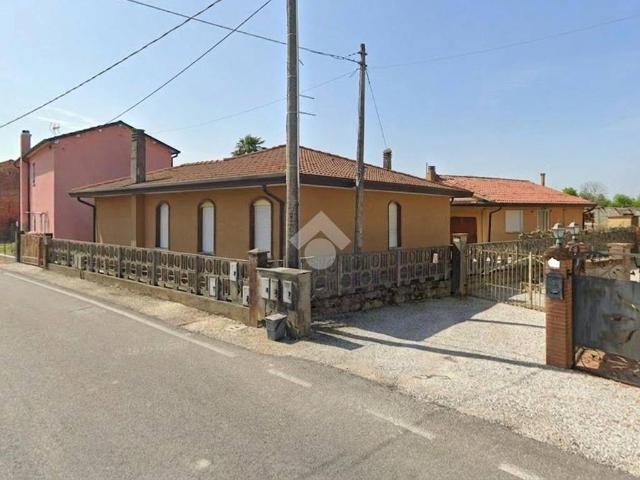 Villa Indipendente in vendita a Agna, Veneto