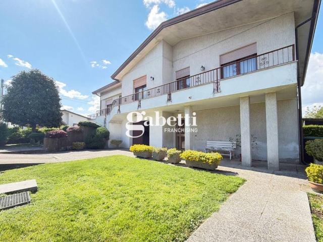 Villa Indipendente in vendita a Agna, Veneto