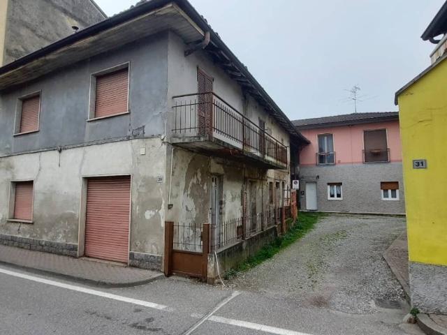 Villa Indipendente in vendita a Agnadello, Lombardia