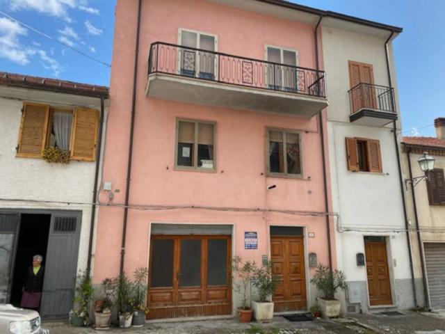 Villa Indipendente in vendita a Agnone, Molise