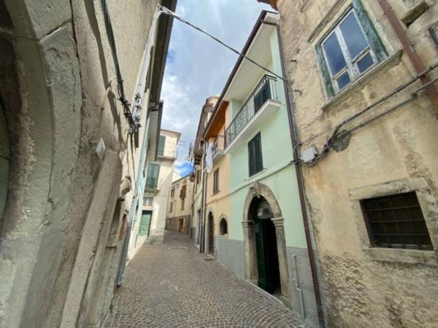Villa Indipendente in vendita a Agnone, Molise