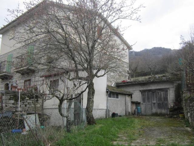 Villa Indipendente in vendita a Agnone, Molise