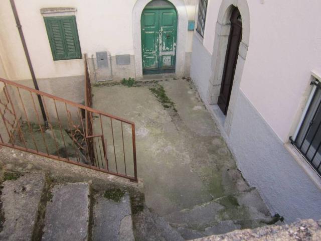 Villa Indipendente in vendita a Agnone, Molise