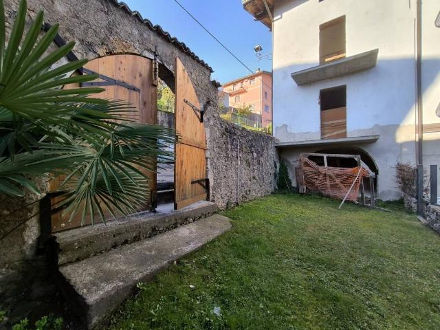 Villa Indipendente in vendita a Comunità montana della Valle Sabbia, Agnosine