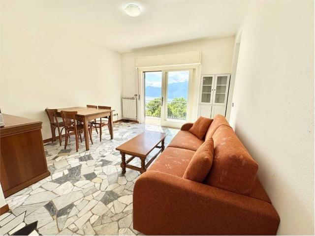 Villa Indipendente in vendita a Comunità Montana Valli del Verbano, Agra