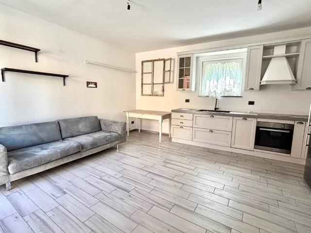 Villa Indipendente in vendita a Agrate Brianza, Lombardia