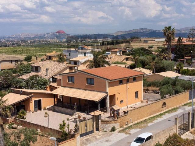Villa Indipendente in vendita a Agrigento, Sicilia