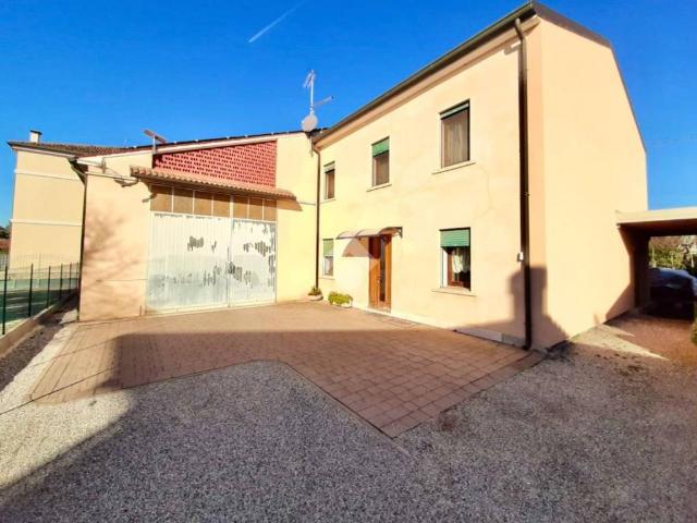 Villa Indipendente in vendita a Agugliaro, Veneto