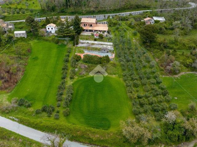 Villa Indipendente in vendita a Calabria, Cosenza