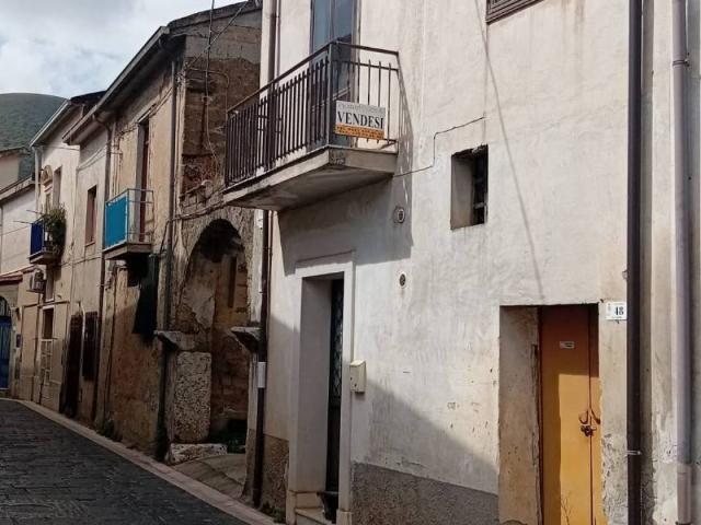 Villa Indipendente in vendita a Caudisi, Airola