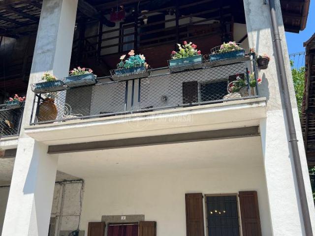 Villa Indipendente in vendita a Brivio, Lombardia