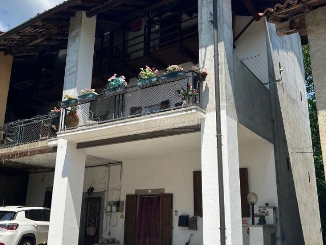 Villa Indipendente in vendita a Brivio, Lombardia