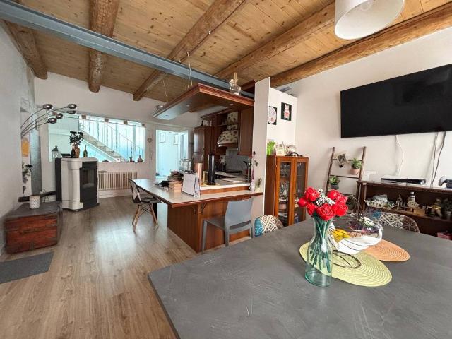 Villa Indipendente in vendita a Comunità della Vallagarina, Ala