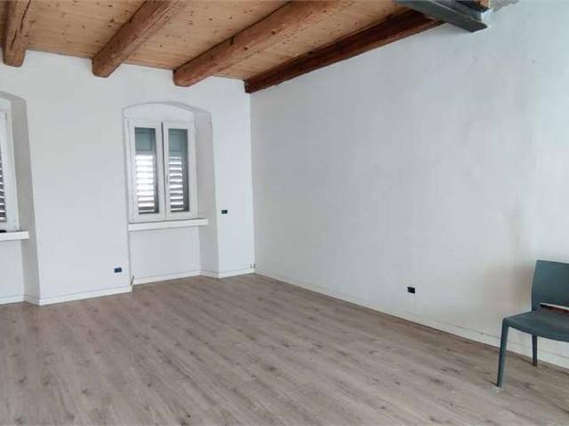 Villa Indipendente in vendita a Comunità della Vallagarina, Ala