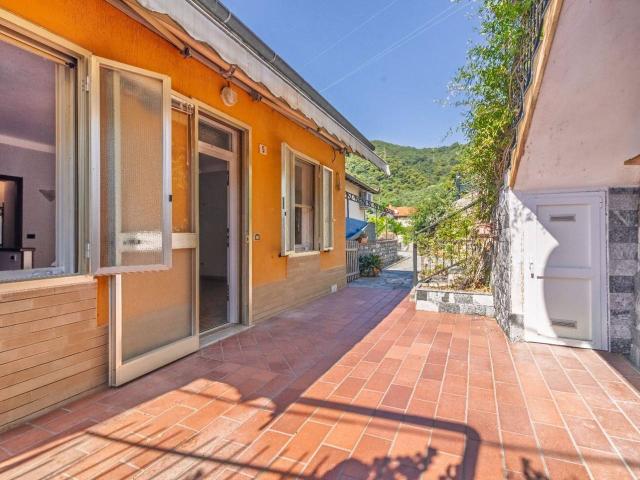 Villa Indipendente in vendita a Alassio, Liguria
