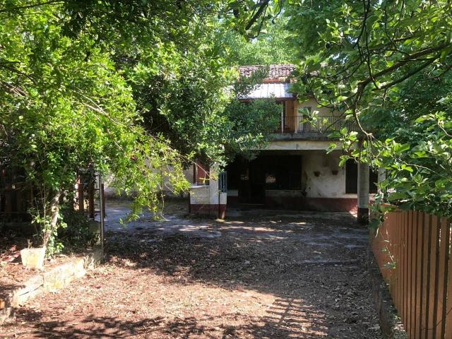 Villa Indipendente in vendita a Alatri, Lazio