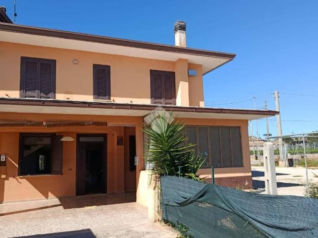 Villa Indipendente in vendita a San Manno, Alatri