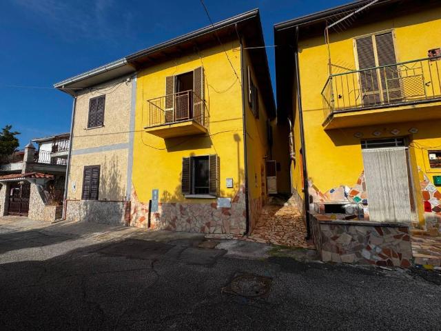 Villa Indipendente in vendita a Alatri, Lazio