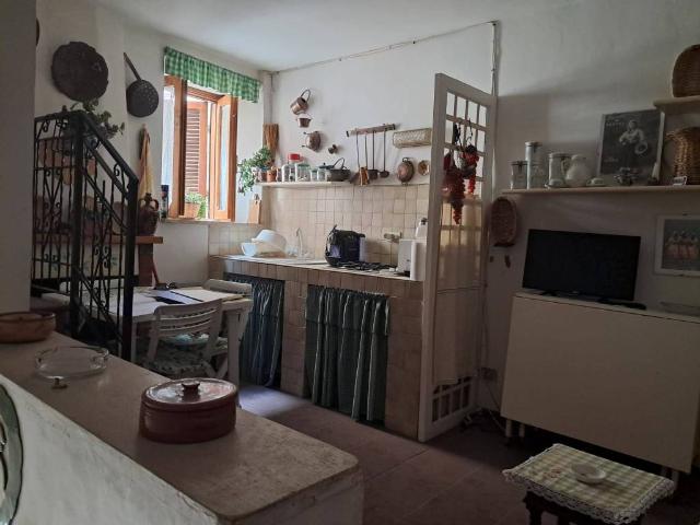 Villa Indipendente in vendita a Centro storico, Alatri