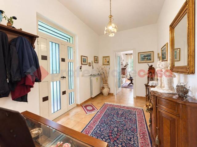 Villa Indipendente in vendita a Monte San Marino, Alatri