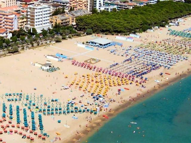 Villa Indipendente in vendita a Unione dei Comuni della Val Vibrata, Alba Adriatica
