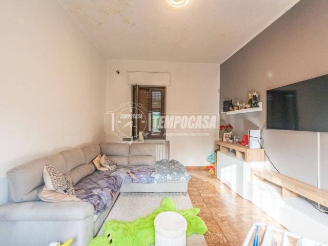 Villa Indipendente in vendita a Albairate, Milano