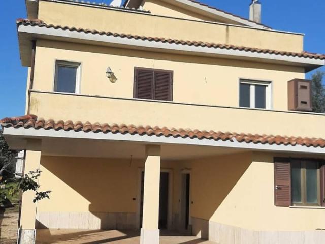 Villa Indipendente in vendita a Roma Capitale, Lazio