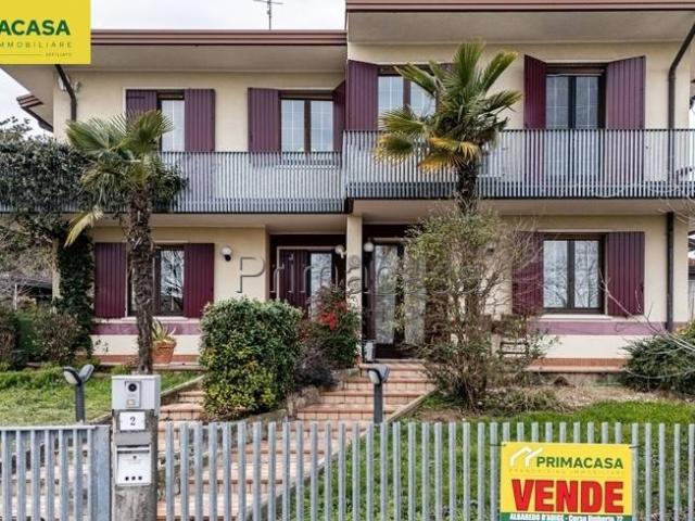 Villa Indipendente in vendita a Albaredo D'adige, Veneto
