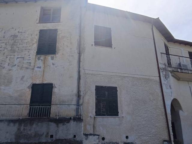 Villa Indipendente in vendita a Onzo, Liguria