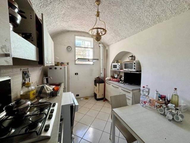 Villa Indipendente in vendita a Bastia, Albenga