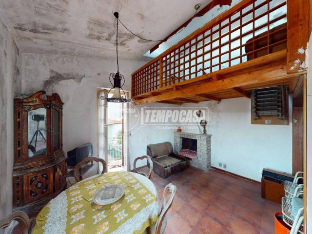 Villa Indipendente in vendita a Bastia, Albenga
