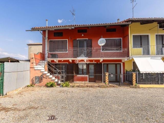 Villa Indipendente in vendita a Albiano d'Ivrea, Torino