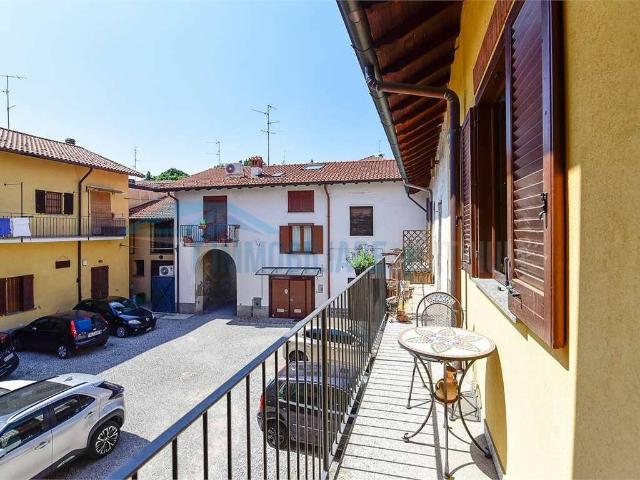 Villa Indipendente in vendita a Albiate, Lombardia