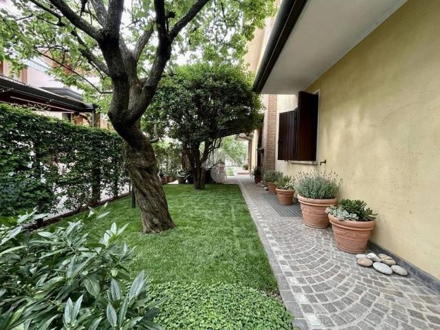 Villa Indipendente in vendita a Albignasego, Veneto