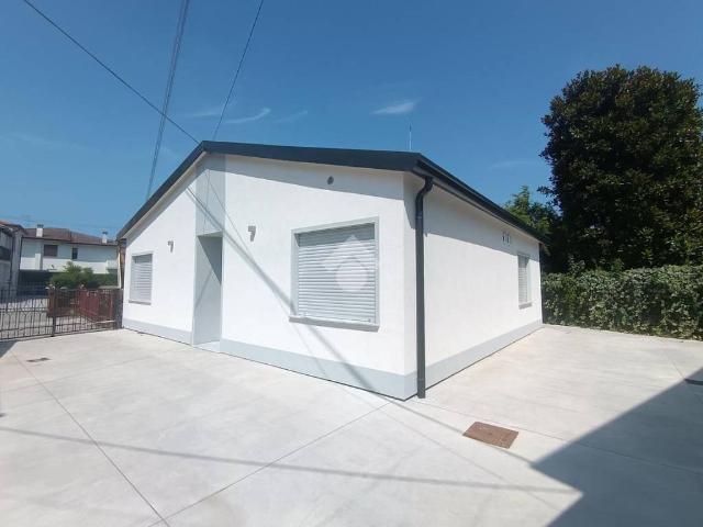 Villa Indipendente in vendita a Carpanedo, Albignasego