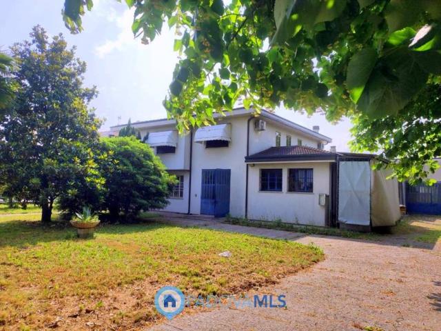 Villa Indipendente in vendita a Albignasego, Padova