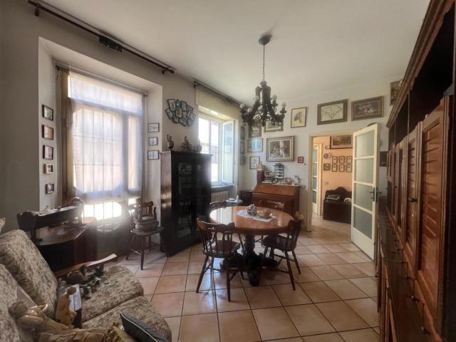 Villa Indipendente in vendita a Albonese, Lombardia